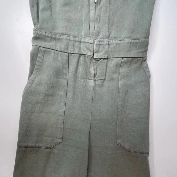 LaCausa size small olive green jumpsuit with zipper. - Picture 3 of 5